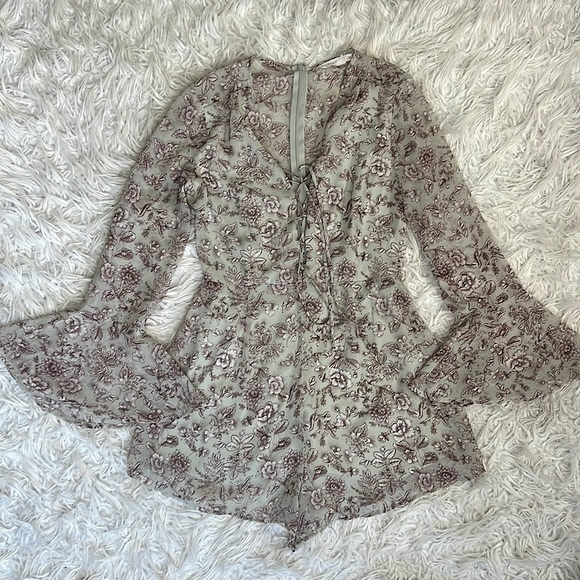 Lush Pants - LUSH FLORAL‎ ROMPER